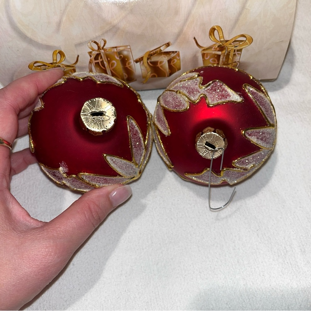 Vintage Red & sparkling Holiday Ornaments Set - Picture 8 of 15